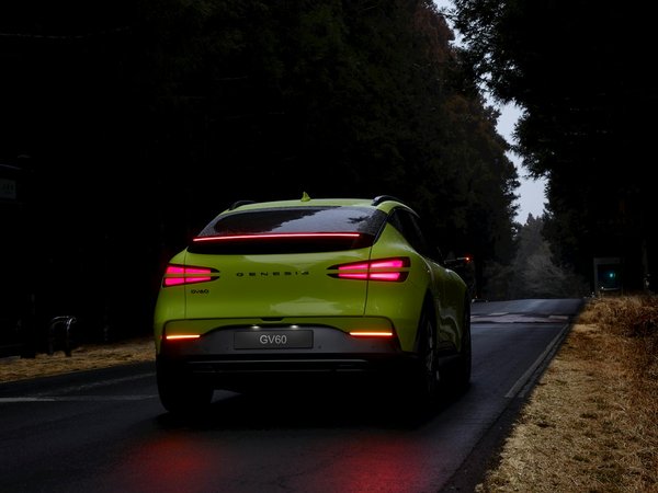 Quels sont les bénéfices des nouveaux matériaux composites pour la réduction de poids des camions de livraison?